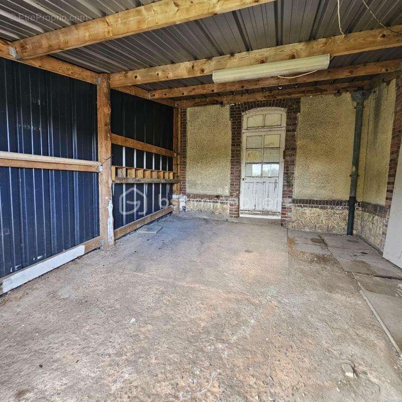Maison de 113 m2 avec terrain de 700m2 et garages - photo 15