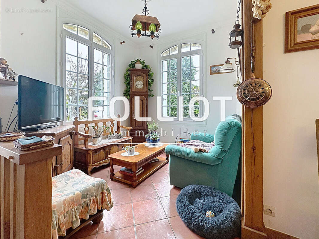 Maison à COURSEULLES-SUR-MER