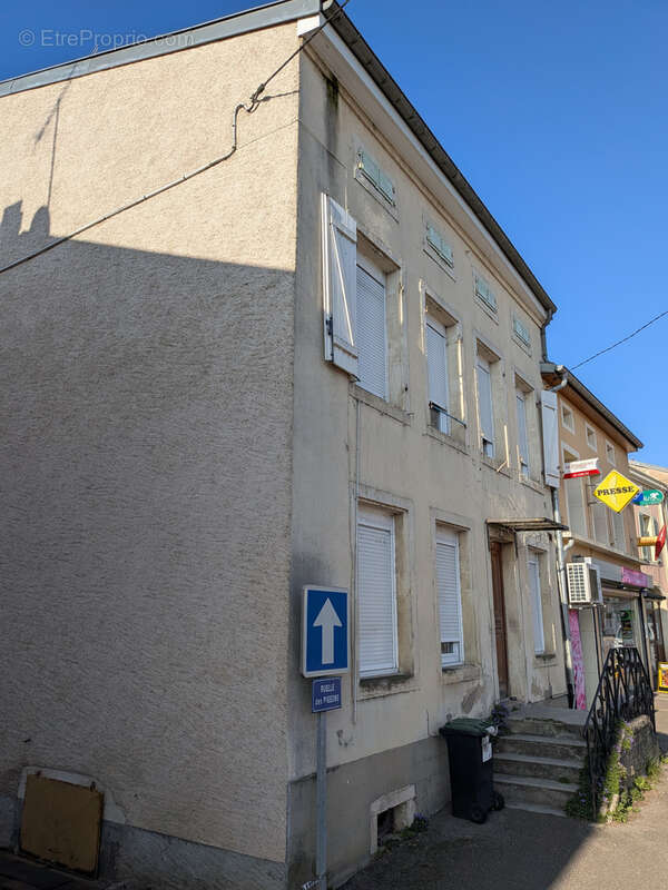 Appartement à DELME