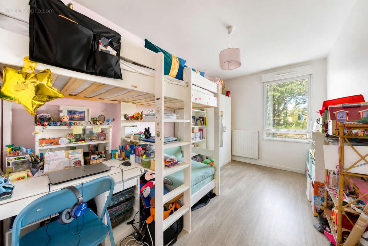 Appartement T4 - Longs Champs - photo 6