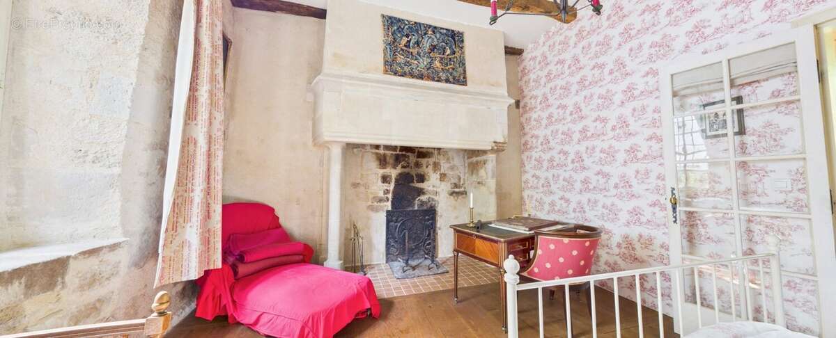 Maison à MARCILLAC-VALLON