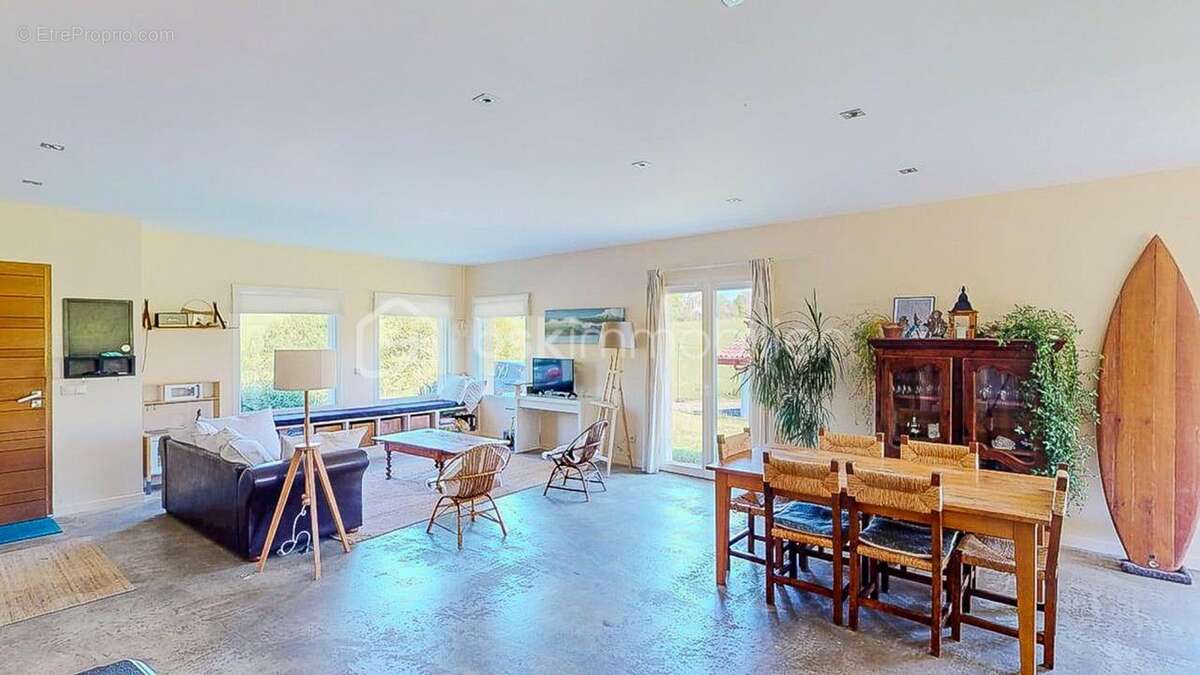 Maison de plain-pied de 2015 avec un T2 indépendant - photo 10