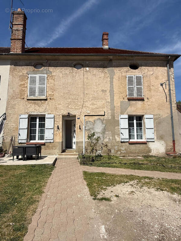 Maison à LIZY-SUR-OURCQ
