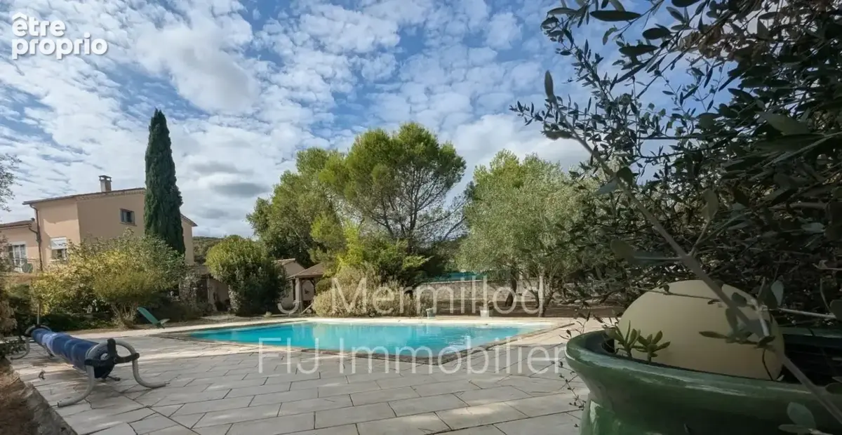 Maison 7 pièces / 183 m² / 393 000 EUR / SAINT-PRIVAT-DES-VIEUX - photo 16