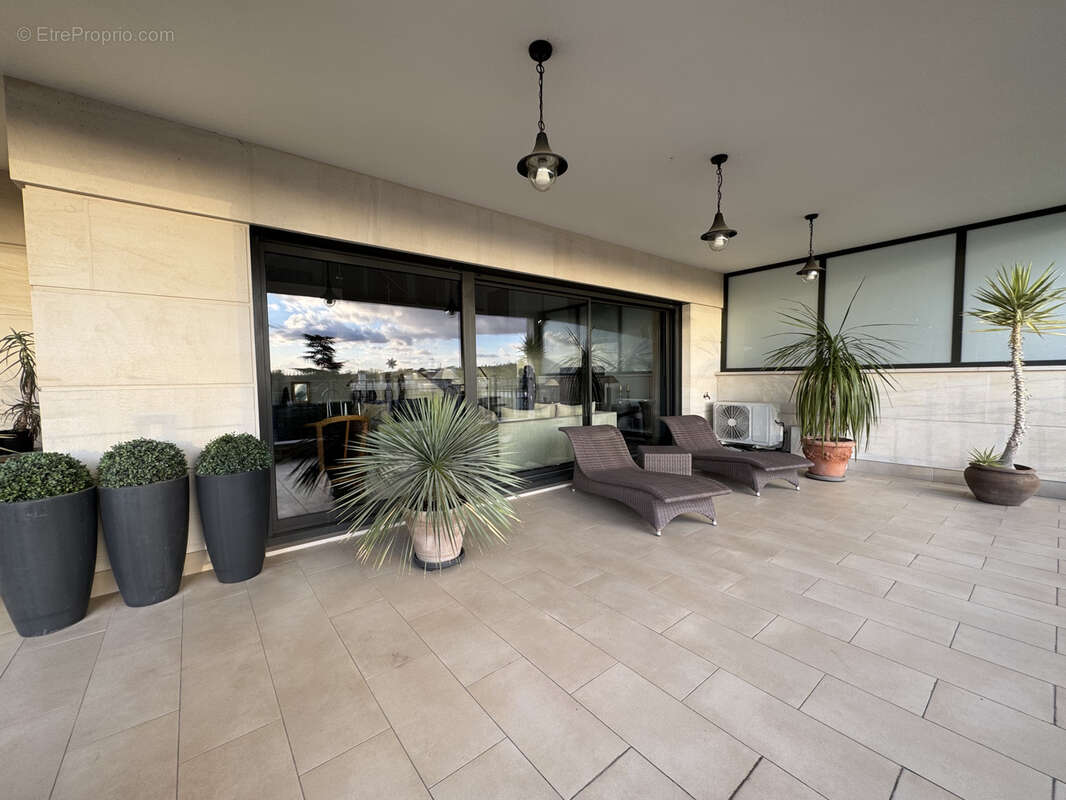 Appartement à SAINT-MAUR-DES-FOSSES