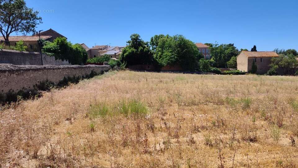 Terrain 833 m² à Marcorignan  - photo 2