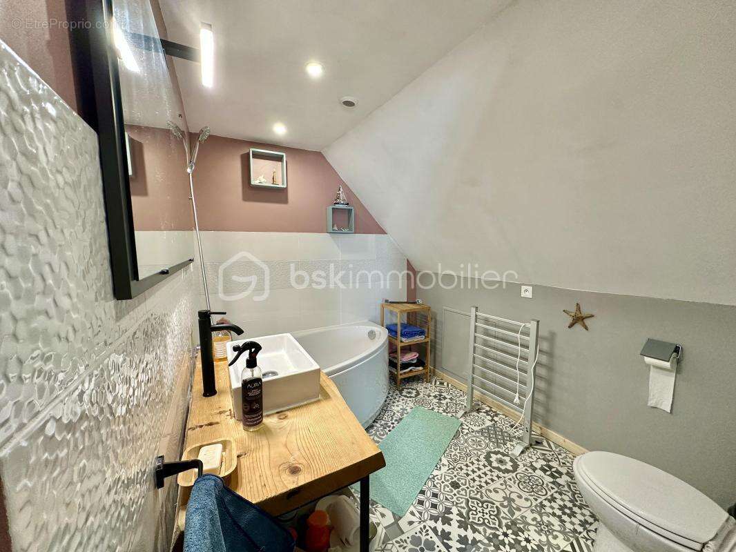 Pouldreuzic – propriété de caractère – 212 m² habitables – jusqu'à 290 m² de potentiel – 3 habitations possibles - photo 21