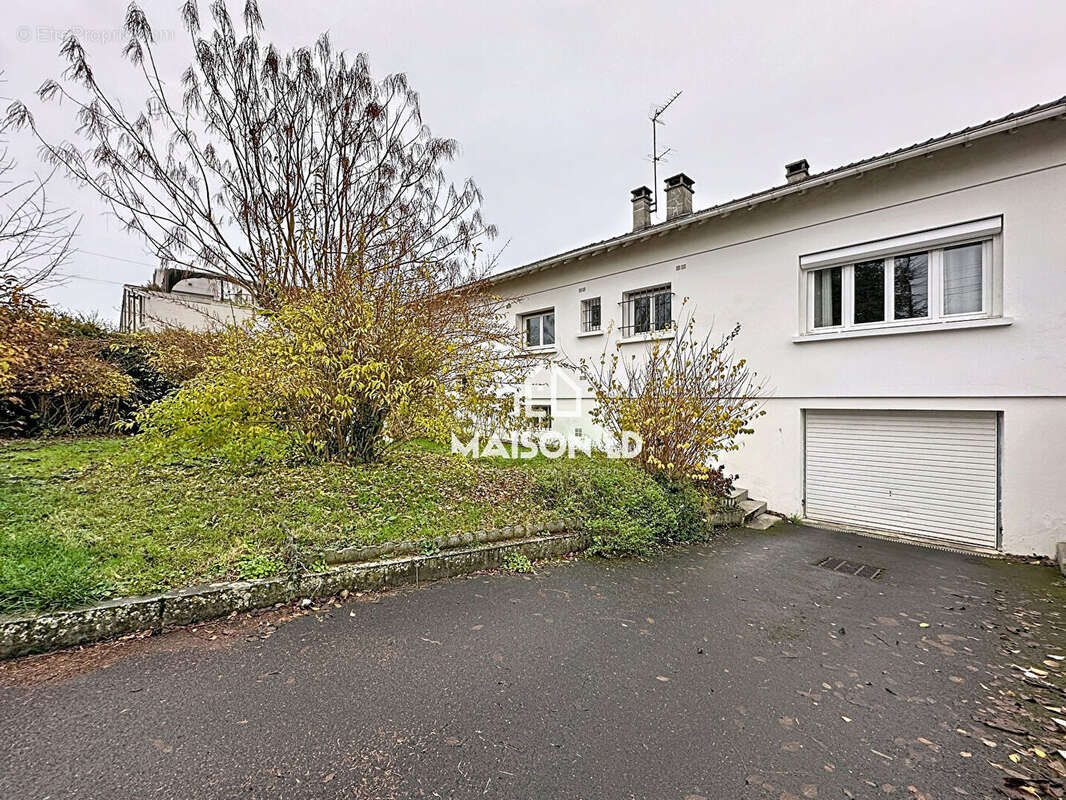 Maison à BIEVILLE-BEUVILLE