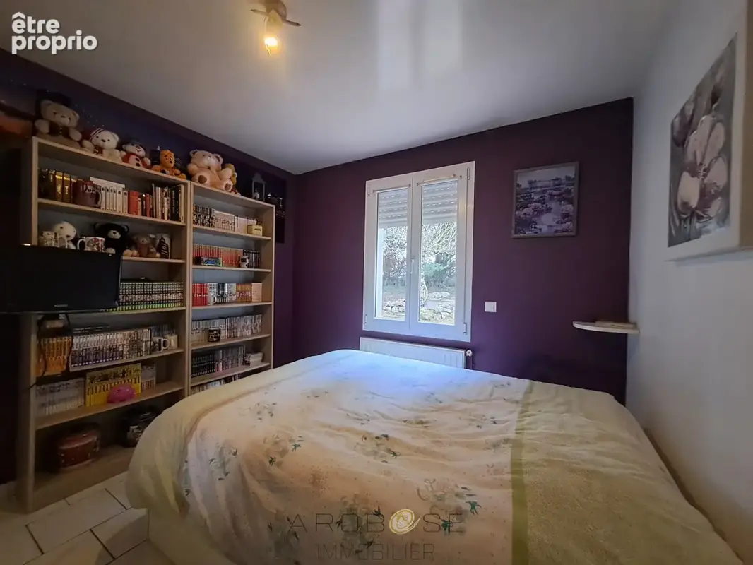 Maison familiale de plain-pied avec véranda, piscine et grand jardin - photo 11