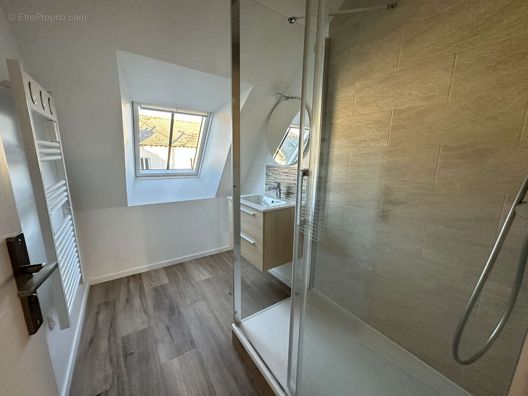 Appartement à MELESSE
