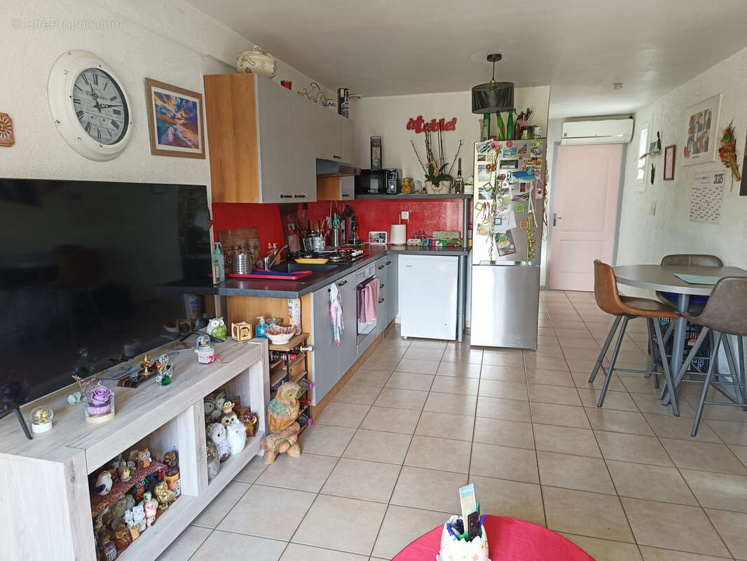 Maison à ANNEYRON