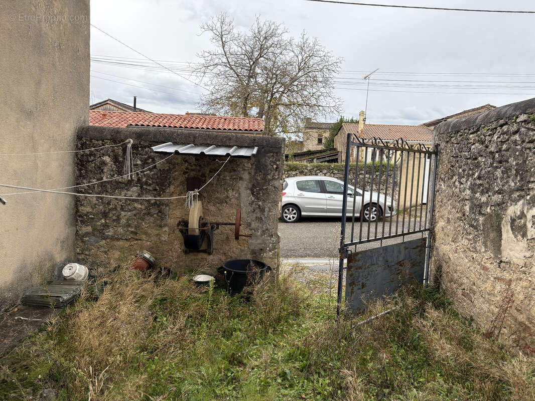 Maison à SAINT-MACAIRE