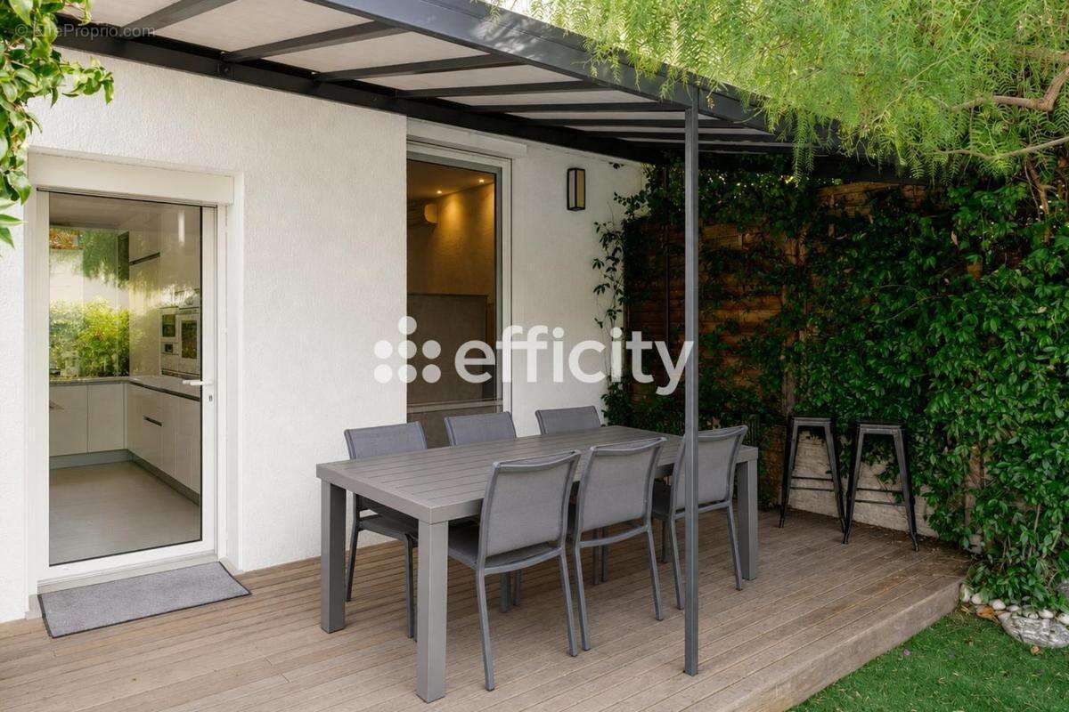 Maison 145 m² à Villeneuve-Loubet  - photo 6