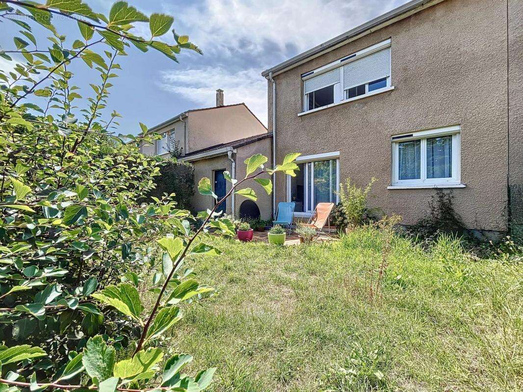 Maison à MONTIGNY-LE-BRETONNEUX