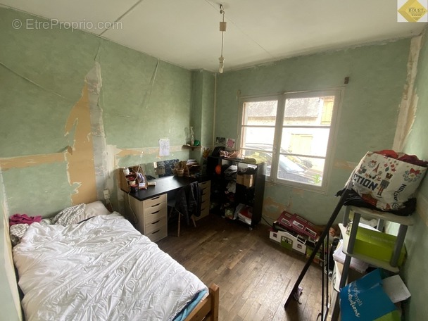 Maison à COUSSAY-LES-BOIS