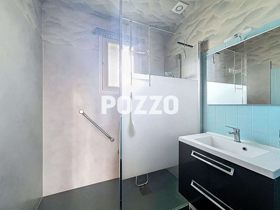 Maison à SAINT-HILAIRE-DU-HARCOUET