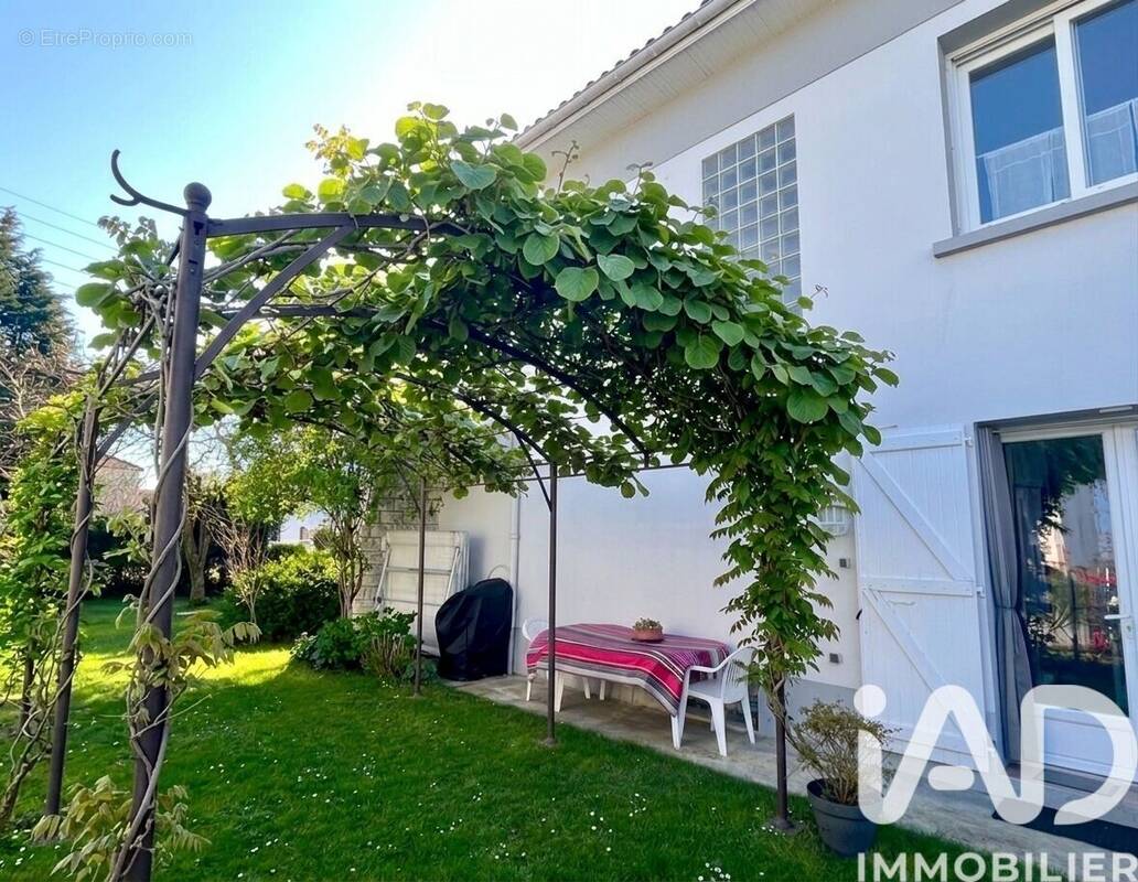 Photo 1 - Maison à TARBES