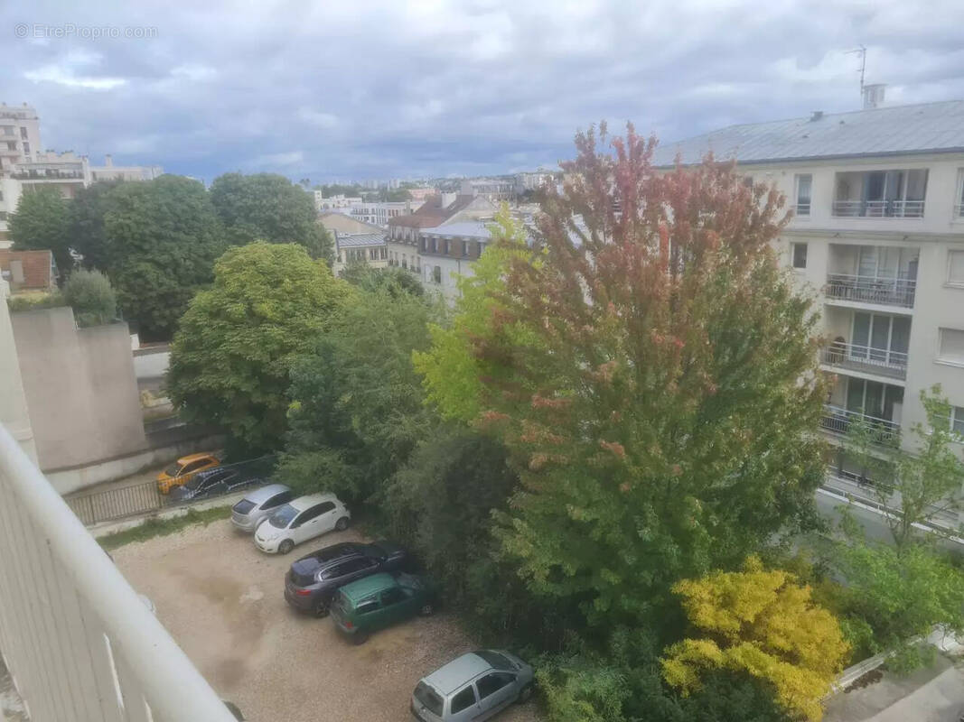 Appartement à BOURG-LA-REINE