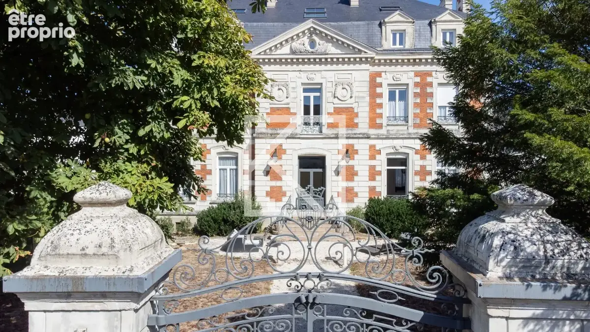 Photo Maison à Saint-Gereon au prix de 988 000€