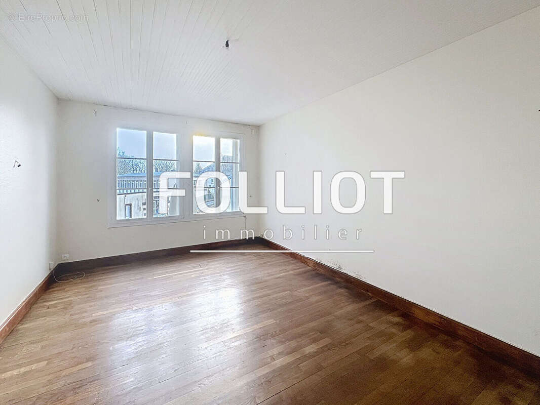 Appartement à COUTANCES