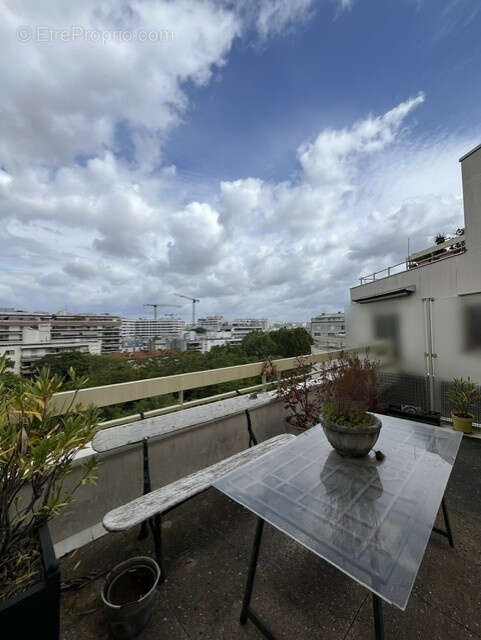 Appartement à PARIS-12E