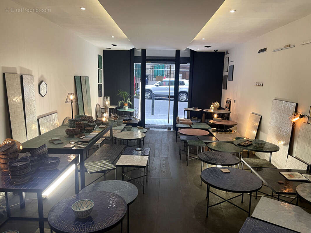 Autre à MARSEILLE-6E