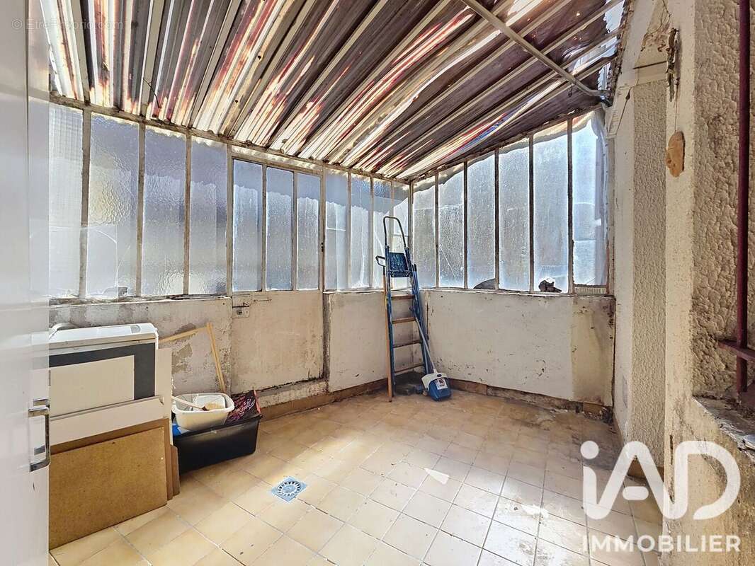 Appartement 92 m² à Magny-Les-Hameaux  - photo 2