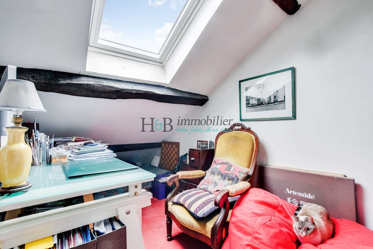 Appartement à PARIS-10E