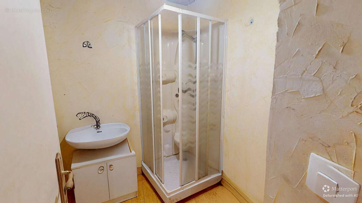 Maison à BAS-EN-BASSET