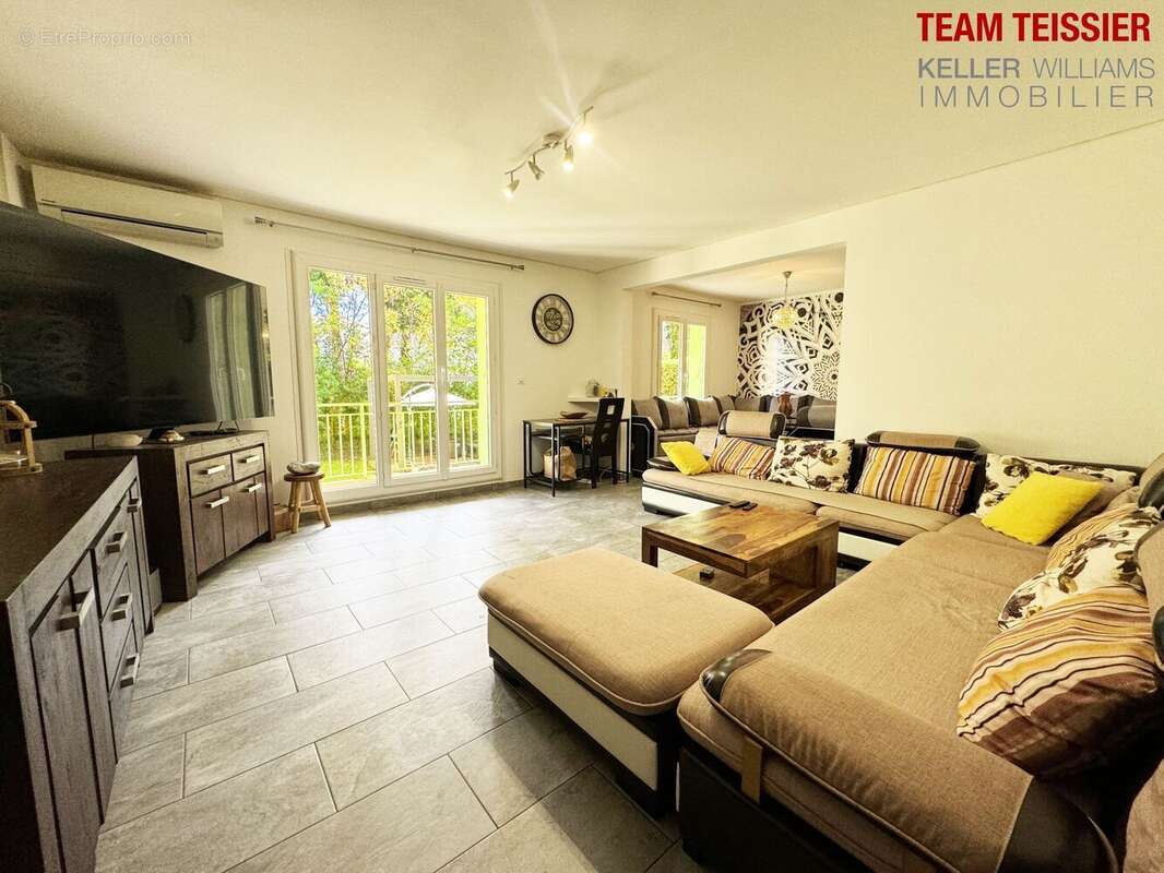 Appartement à SALON-DE-PROVENCE