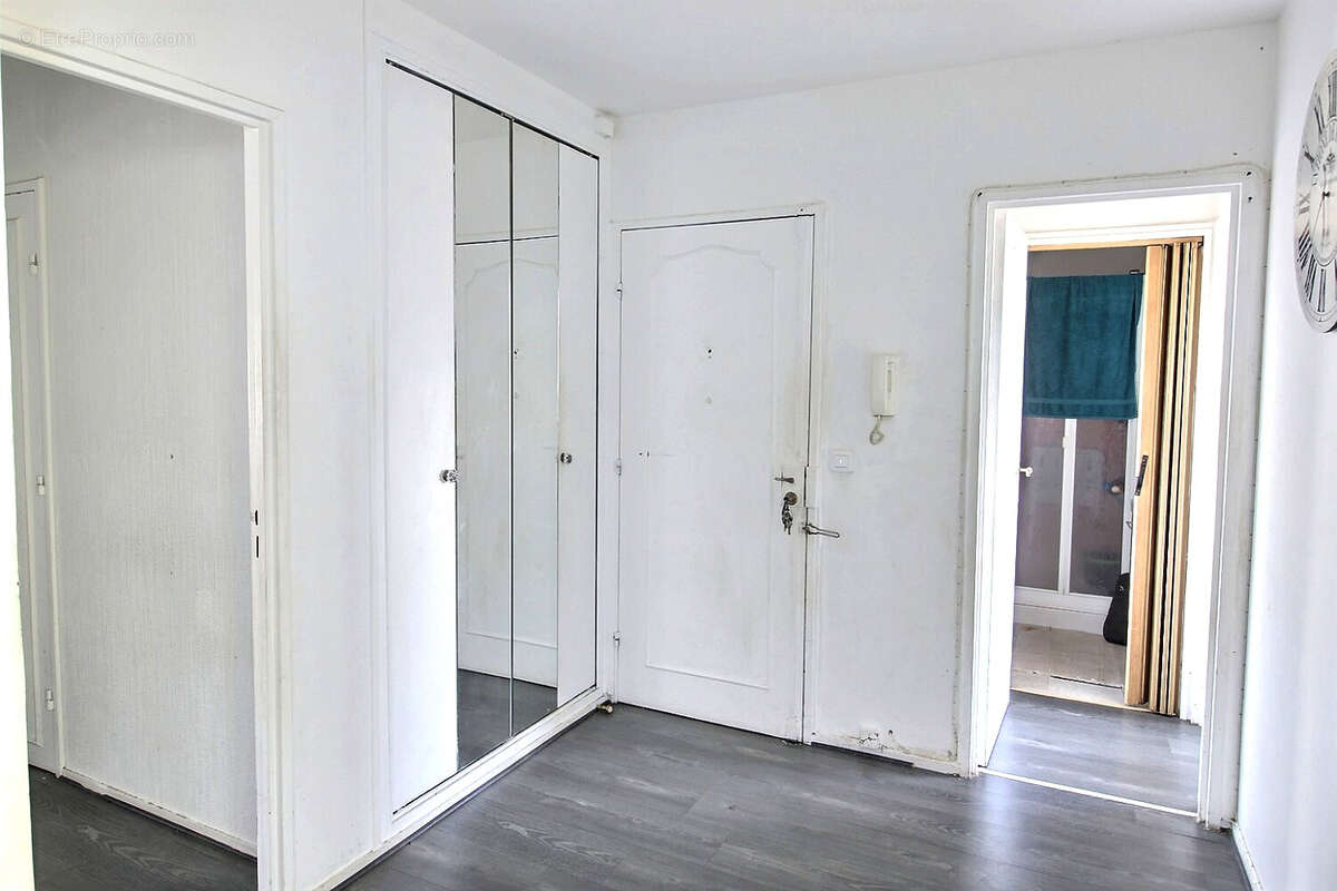 Appartement à GENNEVILLIERS