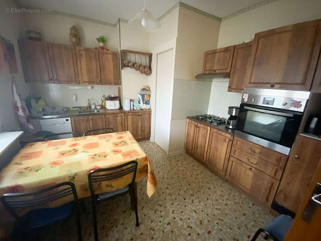 Maison à LE CREUSOT