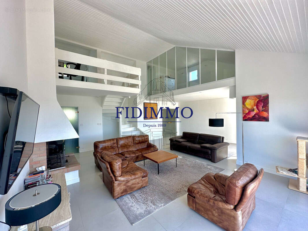 Maison à CHENNEVIERES-SUR-MARNE