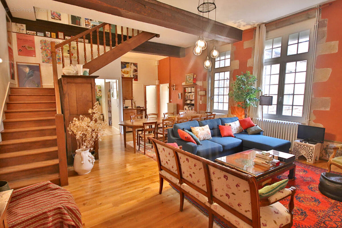 Appartement à MOULINS