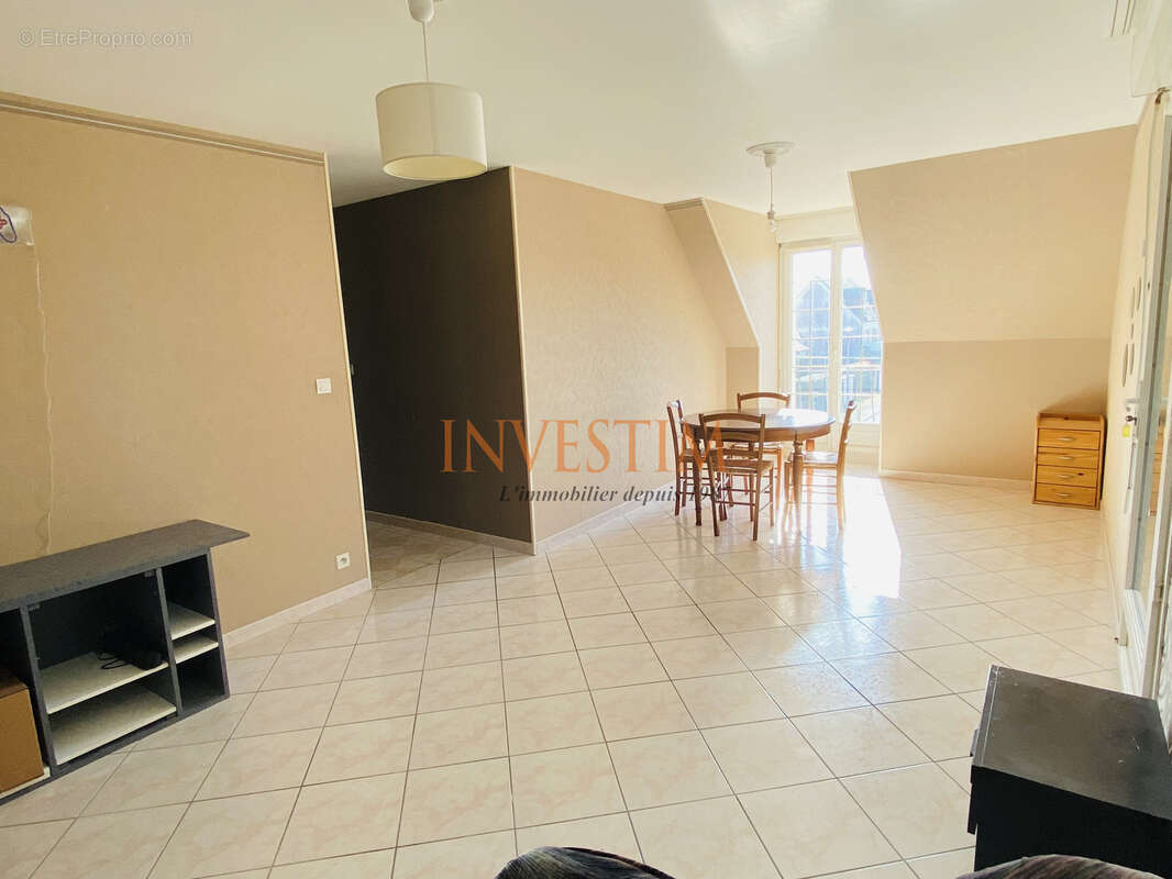 Maison à VILLEBAROU