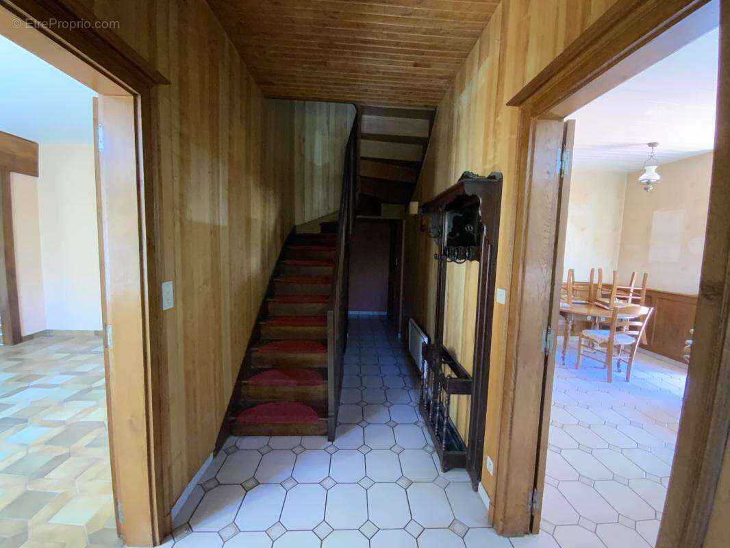 Maison à GENOUILLAC