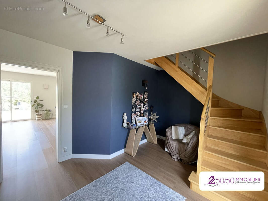 Maison 160 m² à Treflez  - photo 8