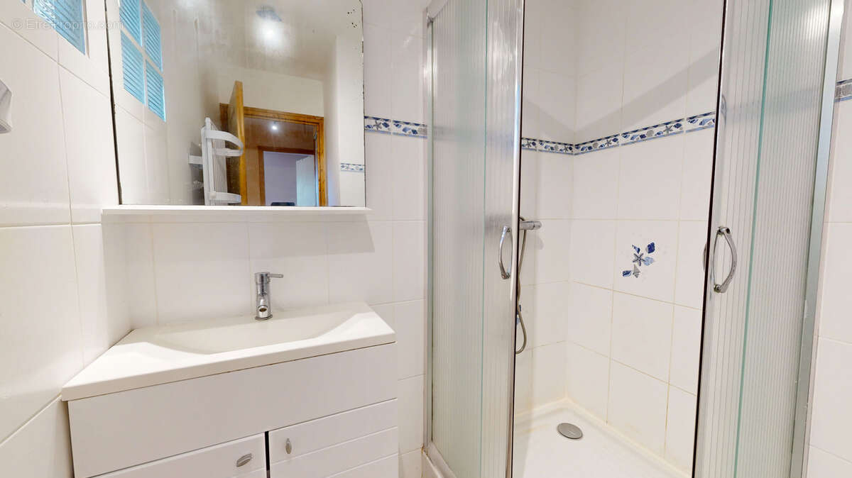 Appartement à CAROLLES