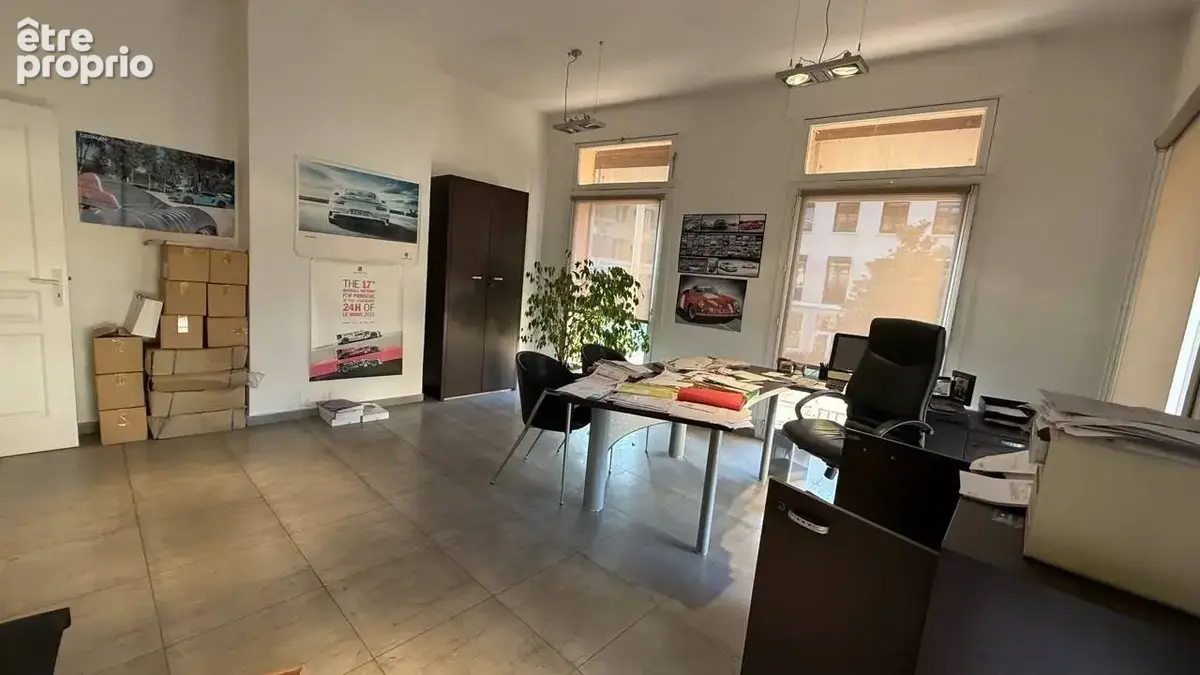 Vente Murs commerciaux Libre 93m² - Coeur de St Raphaël - 100m du Port - photo 9