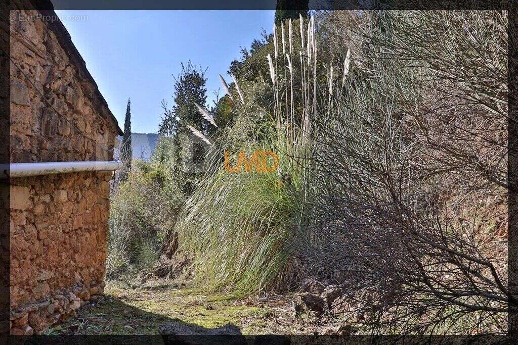 Maison à AVENE