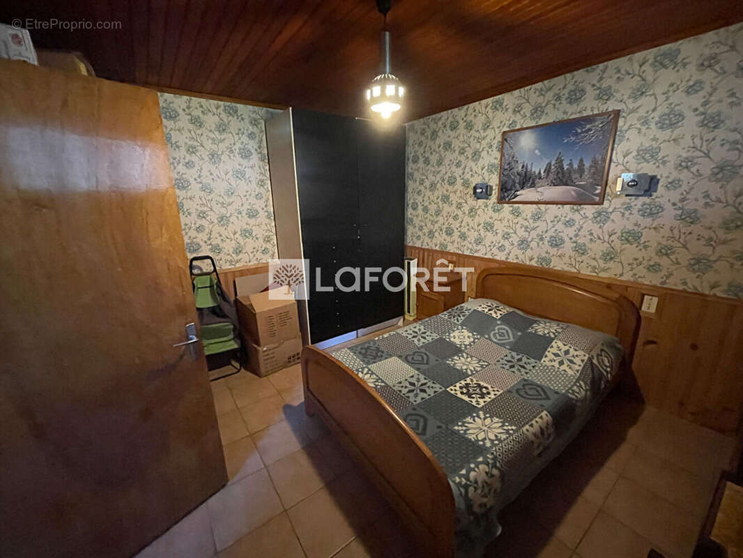 Maison à AMBIALET