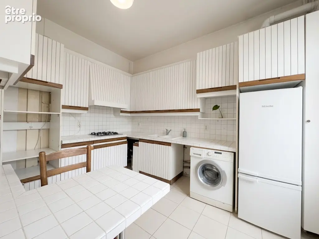 Iéna - rue de Lubeck - 116m2 traversant - photo 3