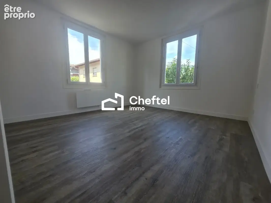 Maison 190 m² à Cluses  - photo 4