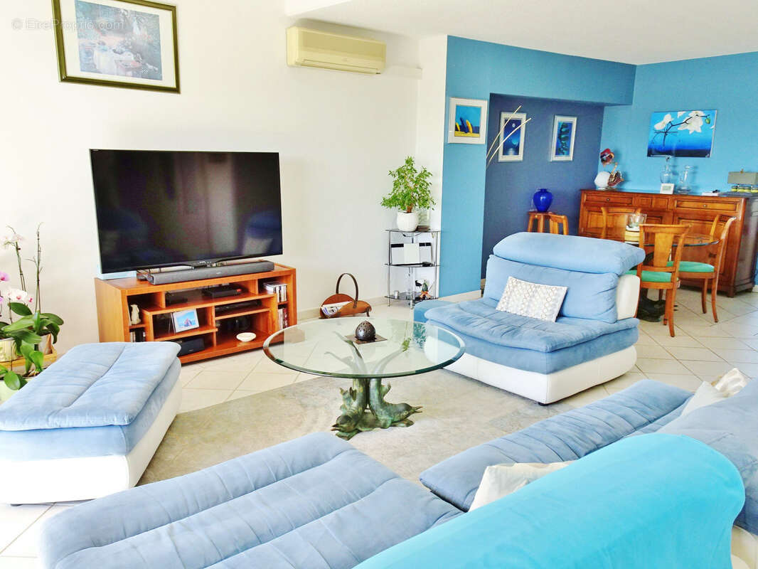 Appartement à FREJUS