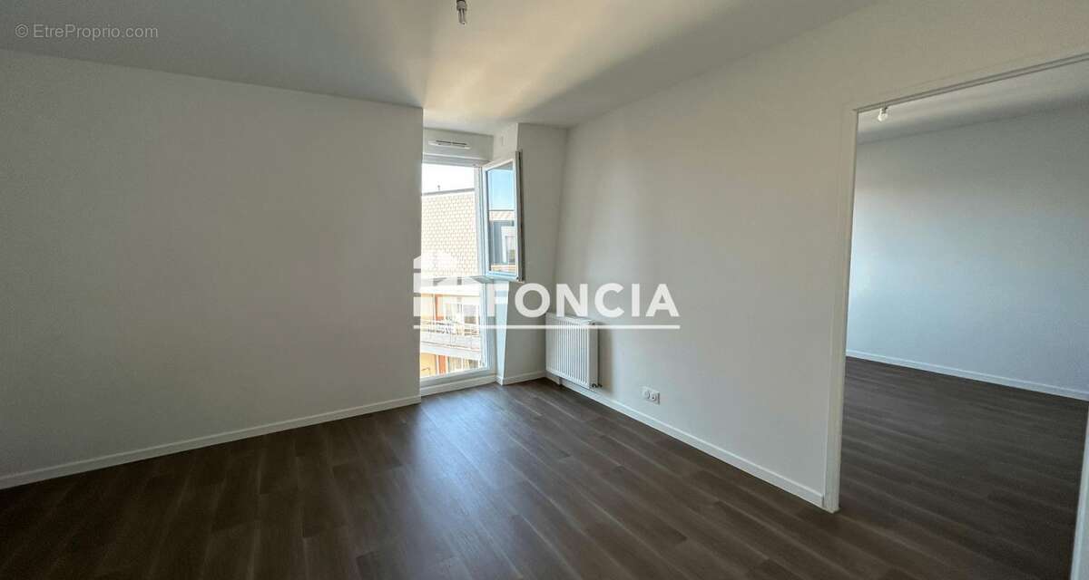 Appartement à GRETZ-ARMAINVILLIERS