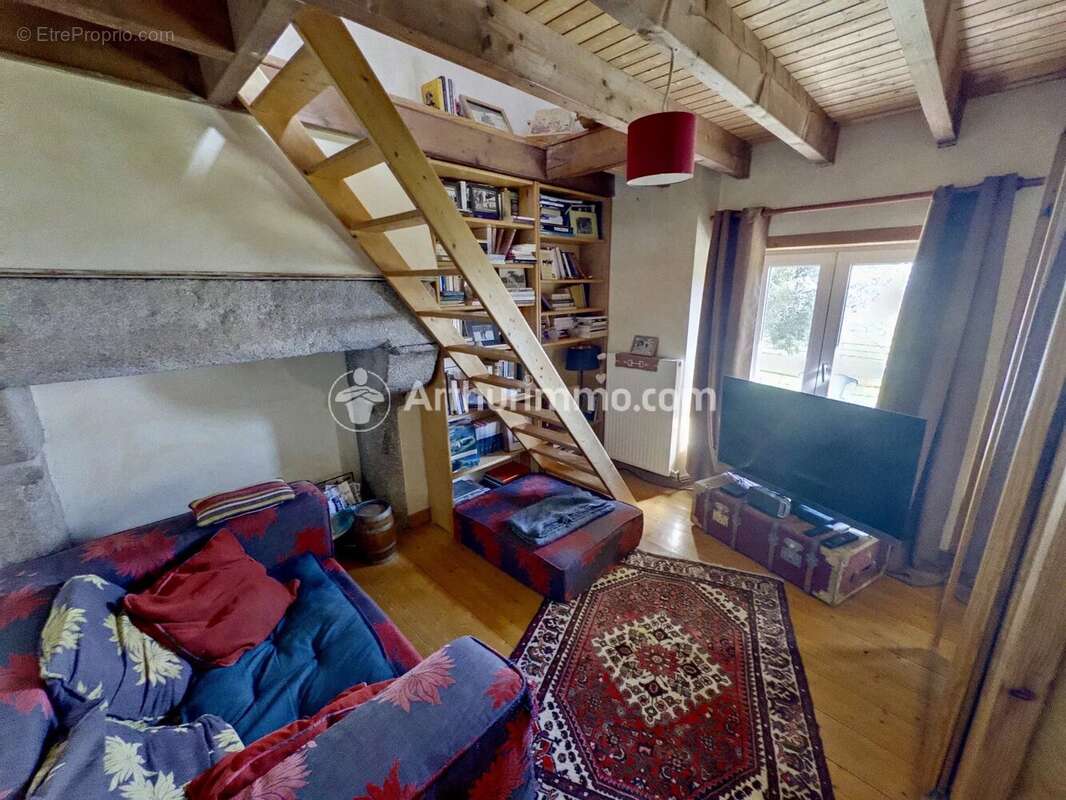 Maison à KERGRIST-MOELOU