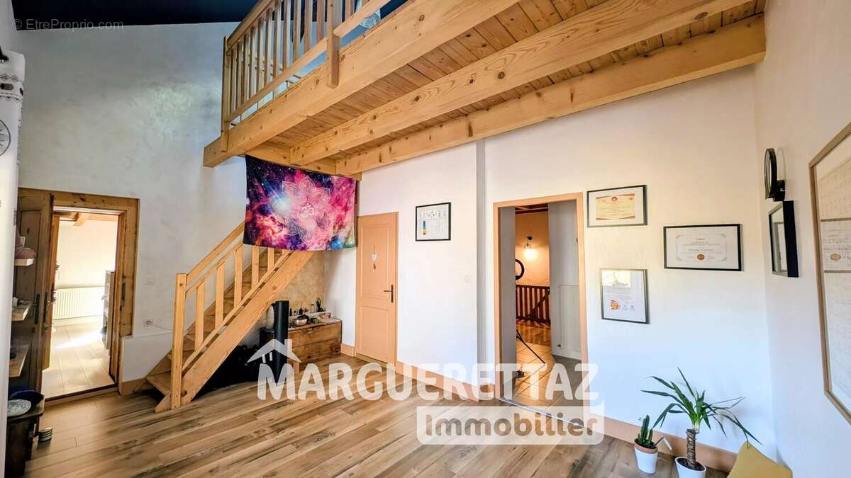 Maison à BOEGE
