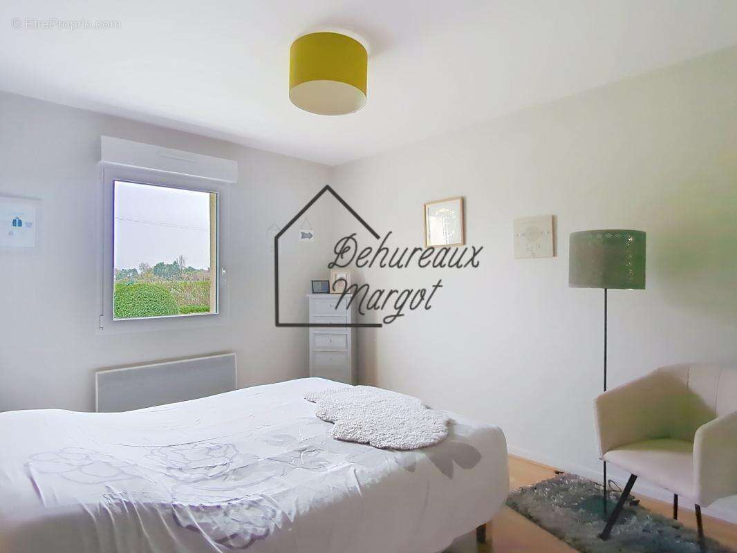 Maison à AZAY-SUR-CHER