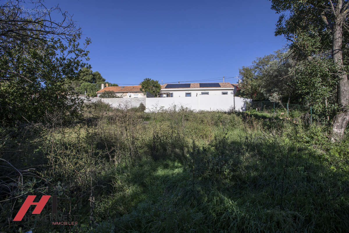 Terrain à MARSEILLE-12E