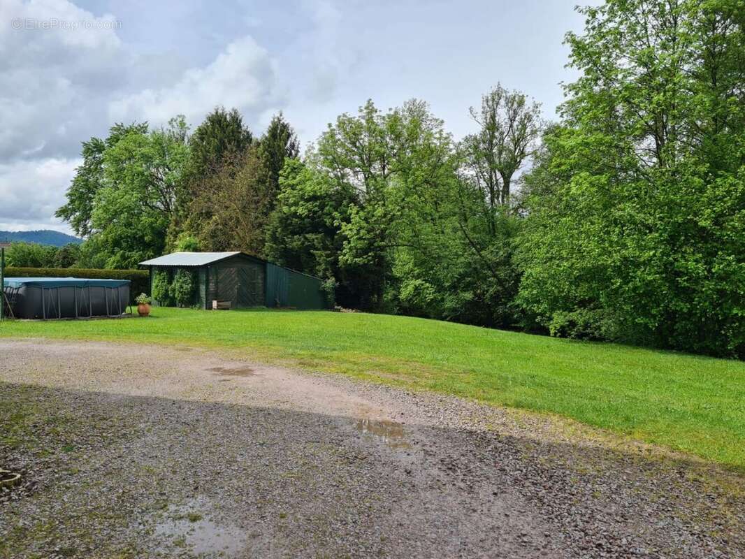 Maison à LE THILLOT